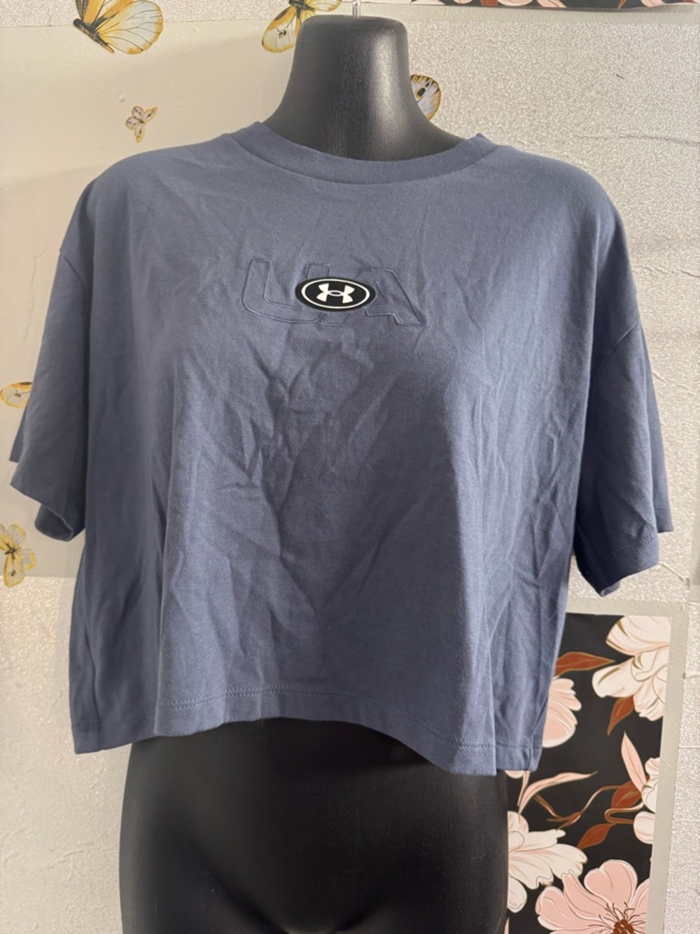 Under Armour Navy Blue Cropped Tee